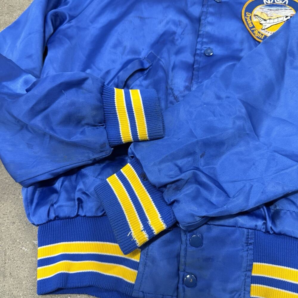 VINTAGE 80s NASA DRYDEN FLIGHT RESEARCH SATIN BOMBER SNAP JACKET BLUE MEDIUM USA - Picture 5 of 12